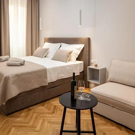 Boutique Lux Odello Old Town Apartment *