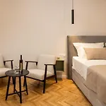 Boutique Lux Odello Old Town Apartment *